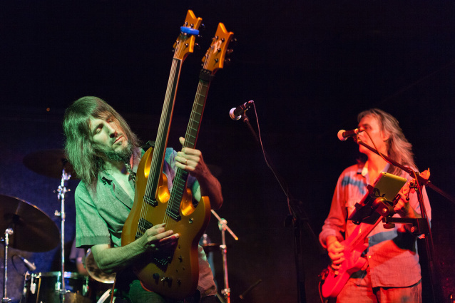 Rock Again — photo 3