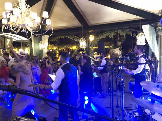 GL.EM ACOUSTIC DUO - GROOVEFELLAS BAND — photo 4