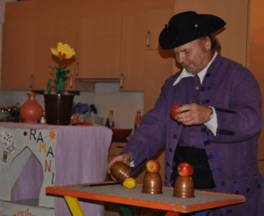Ramani / Zauberer, Komischer Kellner, Clown, Weihnachtsmann — photo 7