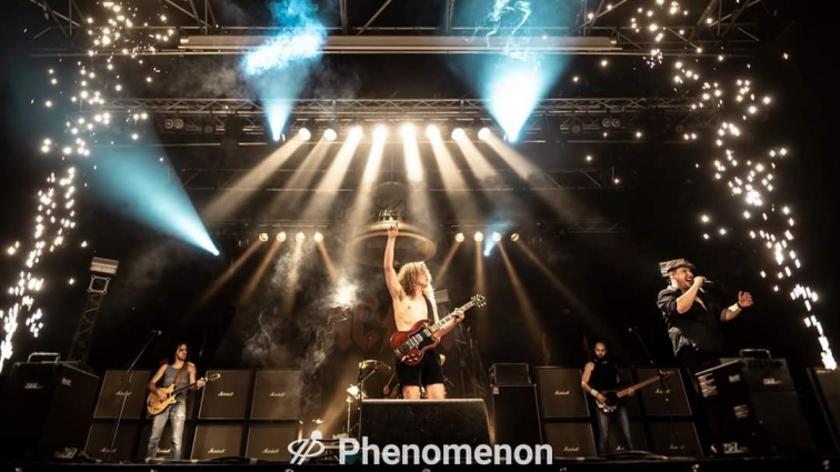 AC/DI tribute band AC/DC show — photo 4