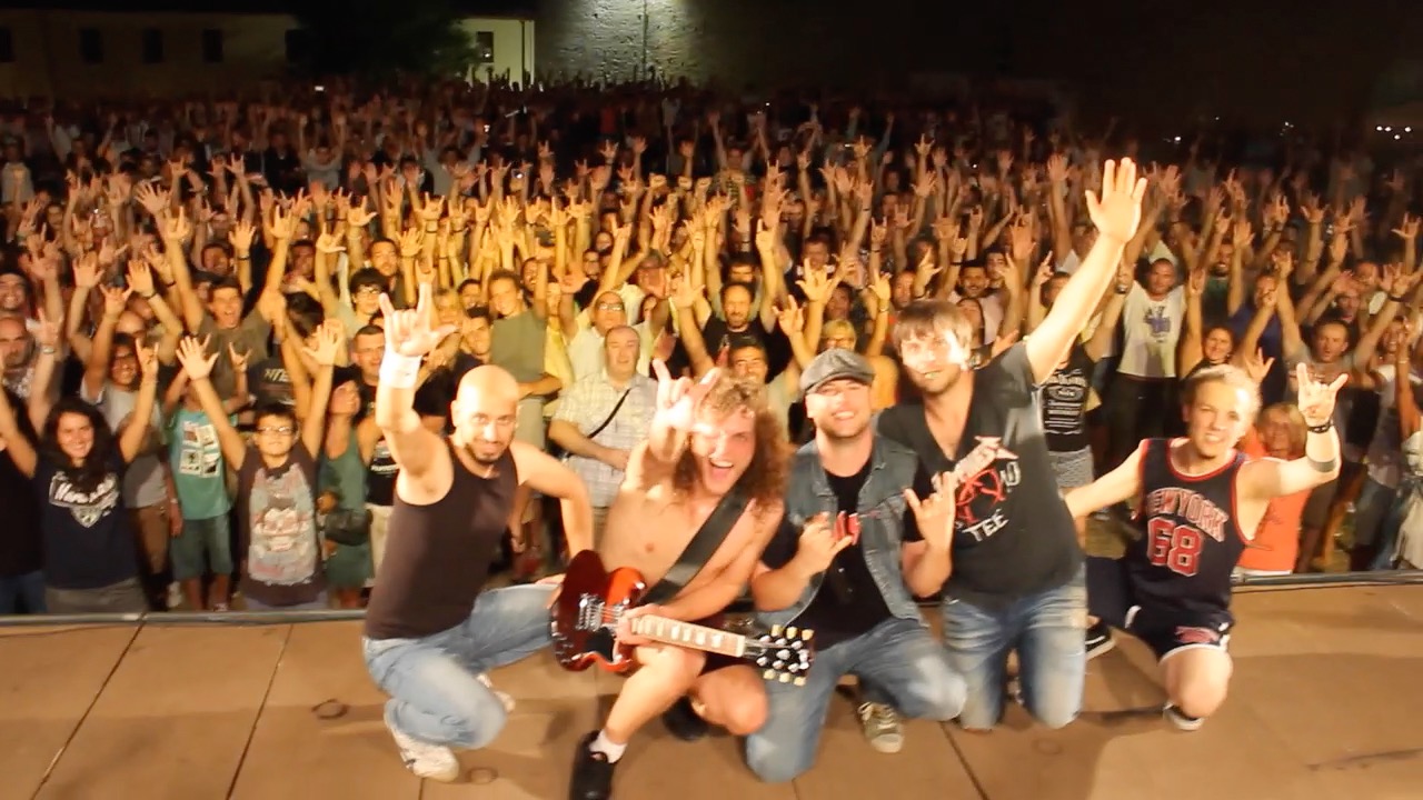 AC/DI tribute band AC/DC show — photo 8