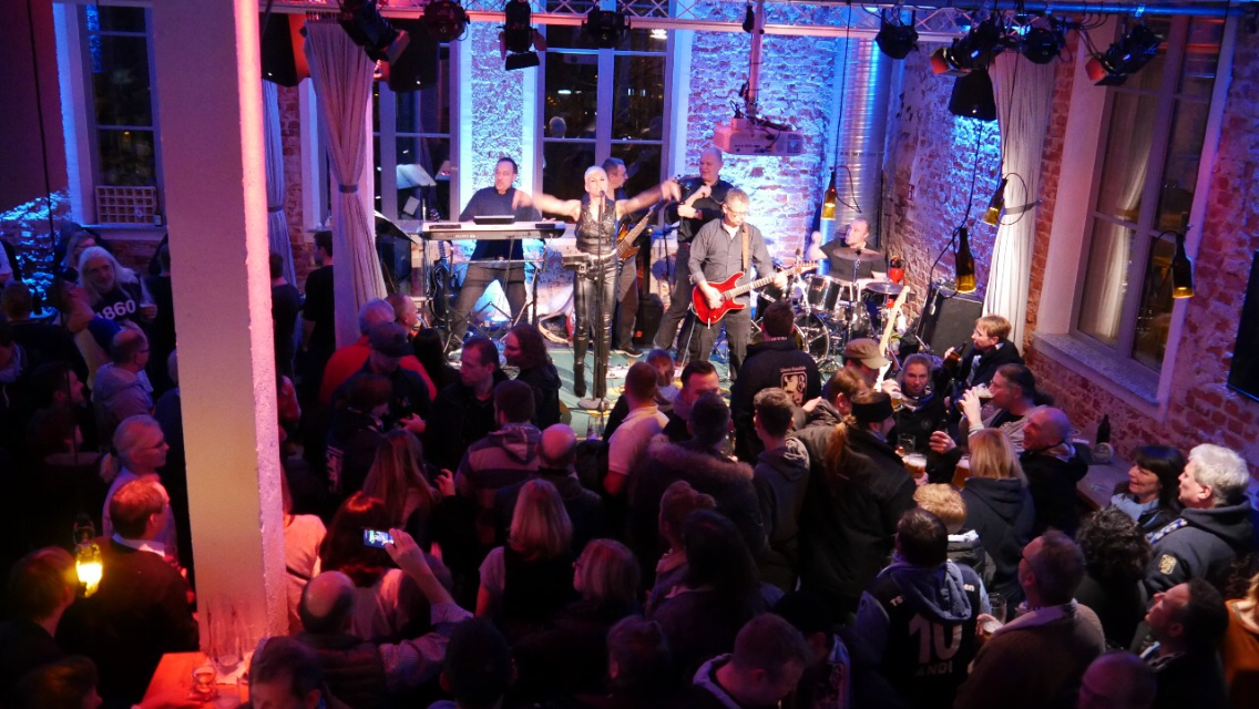 PRESS ENTER BAND.  Wir spielen die Rockbuster der letzten 4Jahrzehnte — photo 6