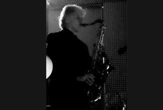Luca one man band