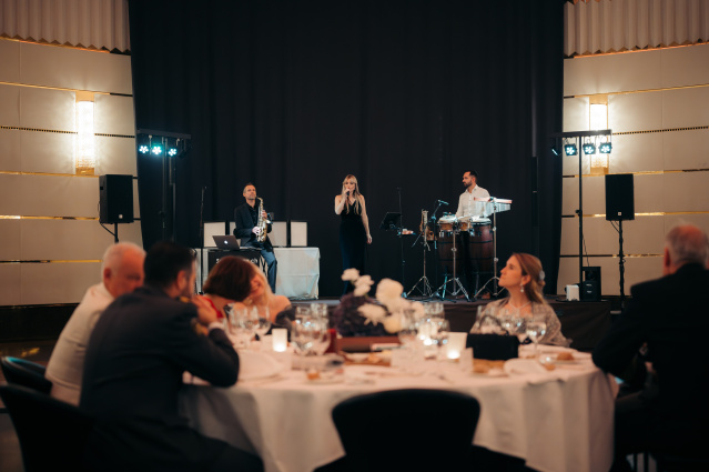 Liveband sax o` conga feat. Tanja Dankner / Nyssina — photo 2