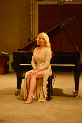 Piano music played by Ellen Fischerova — photo 2