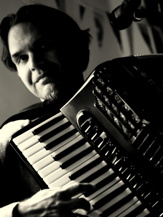 Nermin Tulic - Akkordeon `Cafe de l`Amour` — photo 13