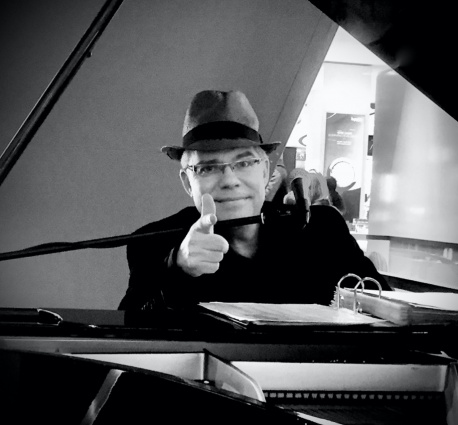 Piano Man Dave — photo 2