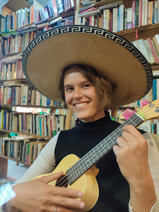 Ukulele lover — photo 4
