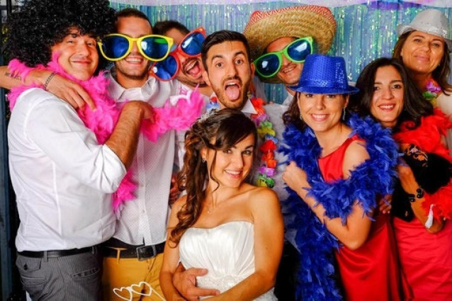 Party Guest Book Spinner 360 &amp;amp; Caricature — photo 7