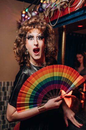 Artiste de Music-Hall/Cabaret Drag Queen — photo 5
