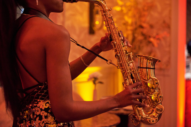 Dj set - Sax - Modeling Format — photo 9