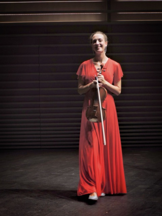 classical violinist — photo 10