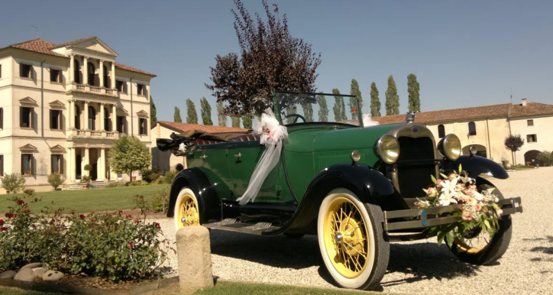 limousine Auto d`epoca — photo 9